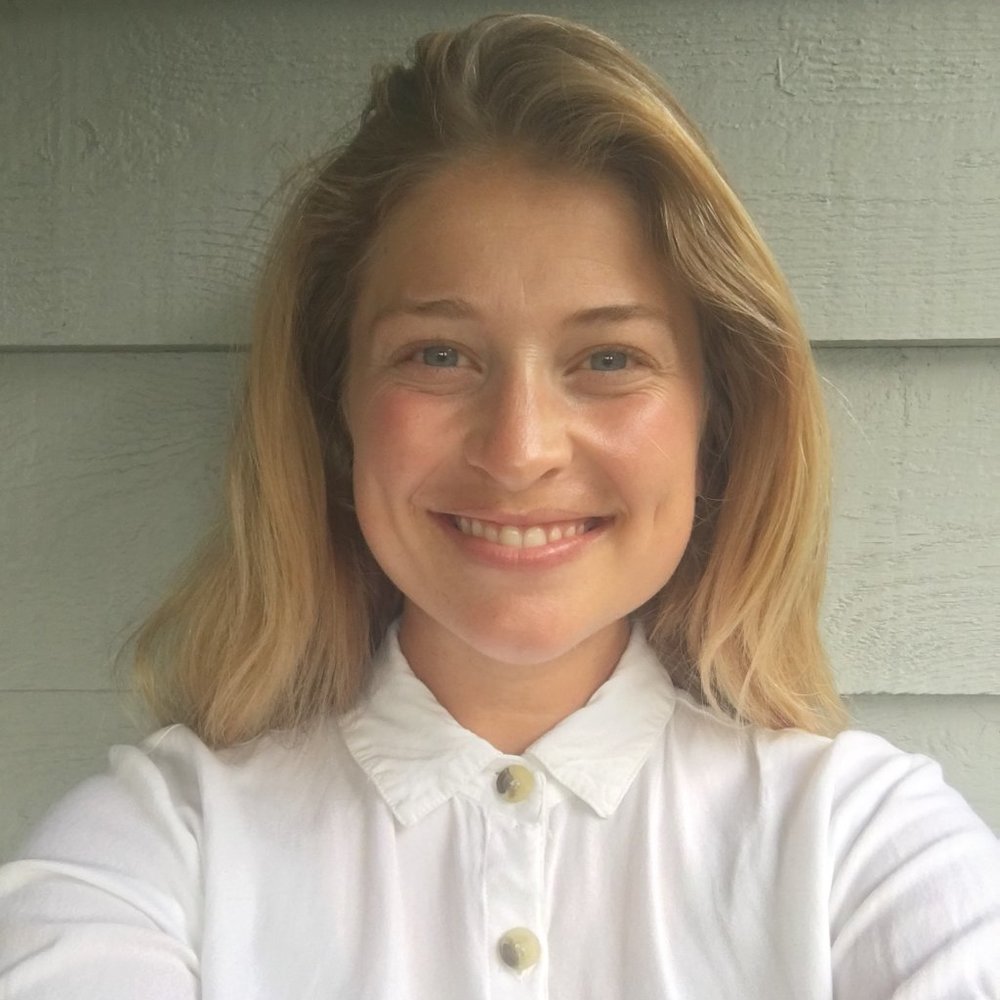 Meet your Posher, Caitlin